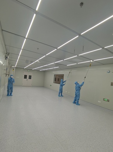 高端精密儀器千級超凈室深度清潔